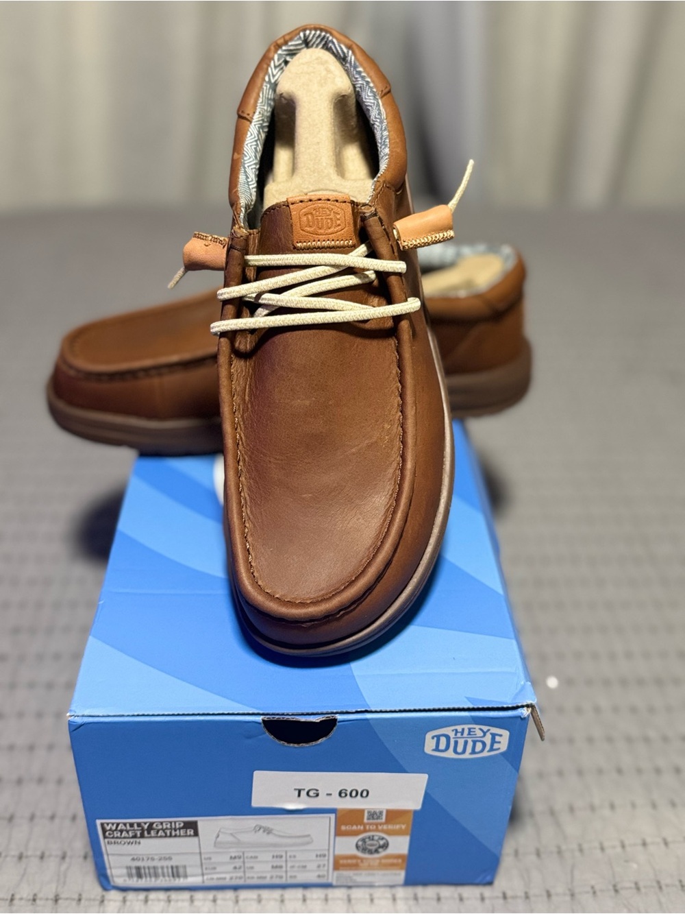 Hey Dude Wally Grip Craft Leather, Brown, Men’s size 9- new
